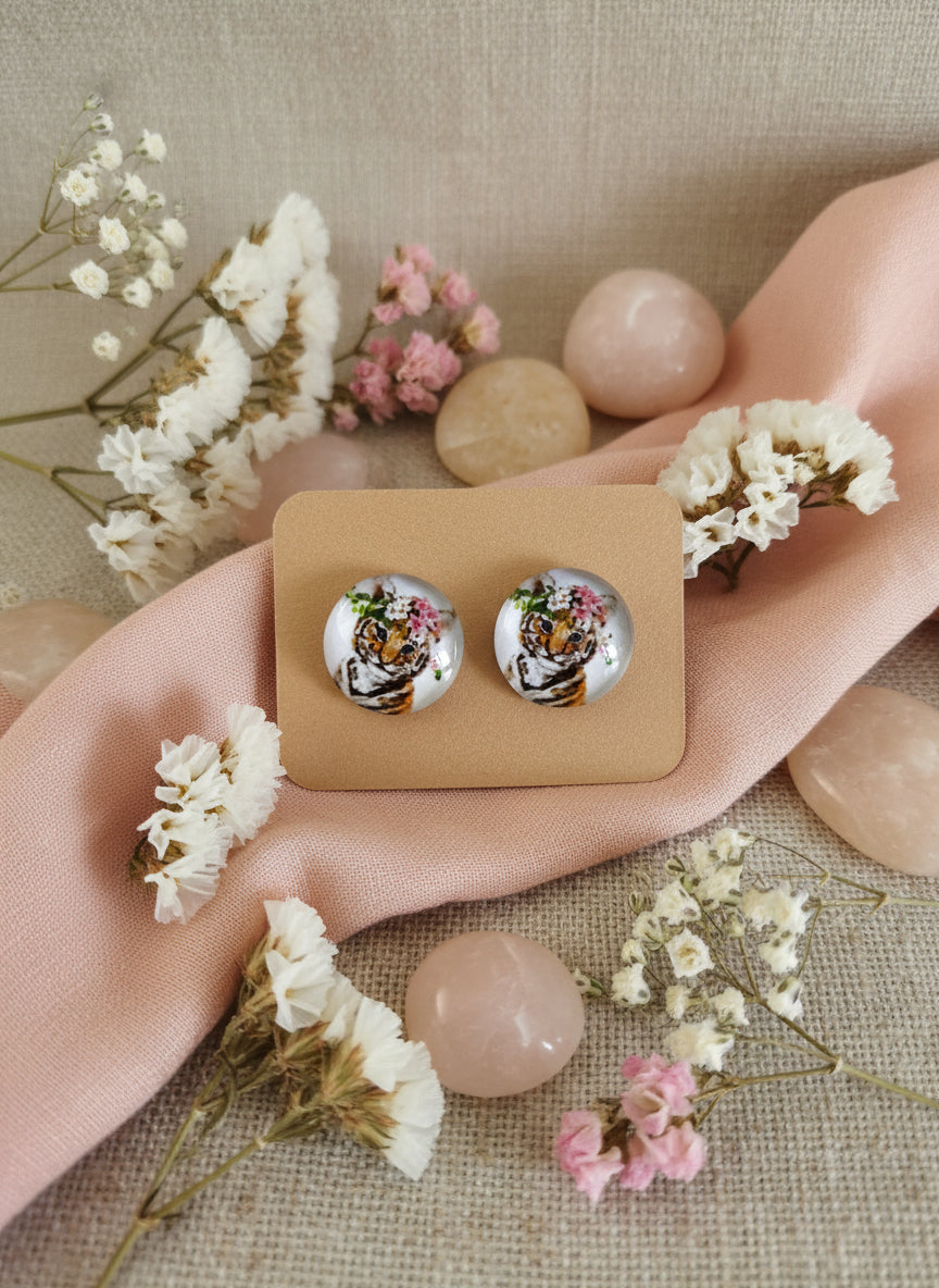 Cabochon Earring with Animal