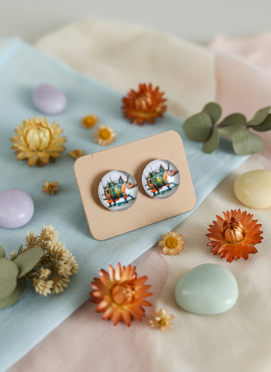 Cabochon Earring with Animal