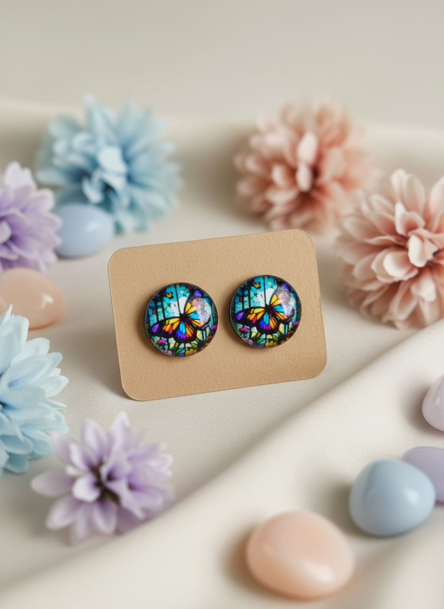 Cabochon Earring with Butterfly
