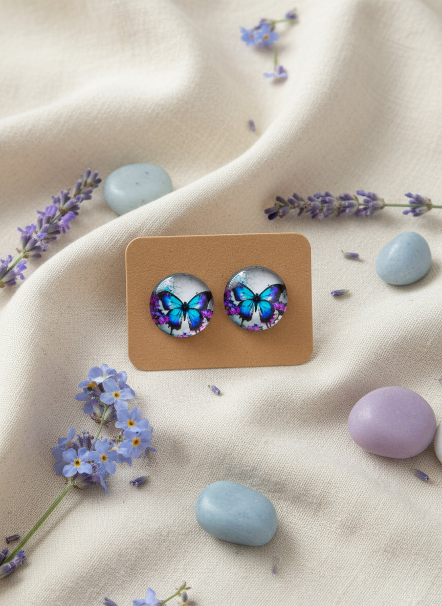 Cabochon Earring with Butterfly