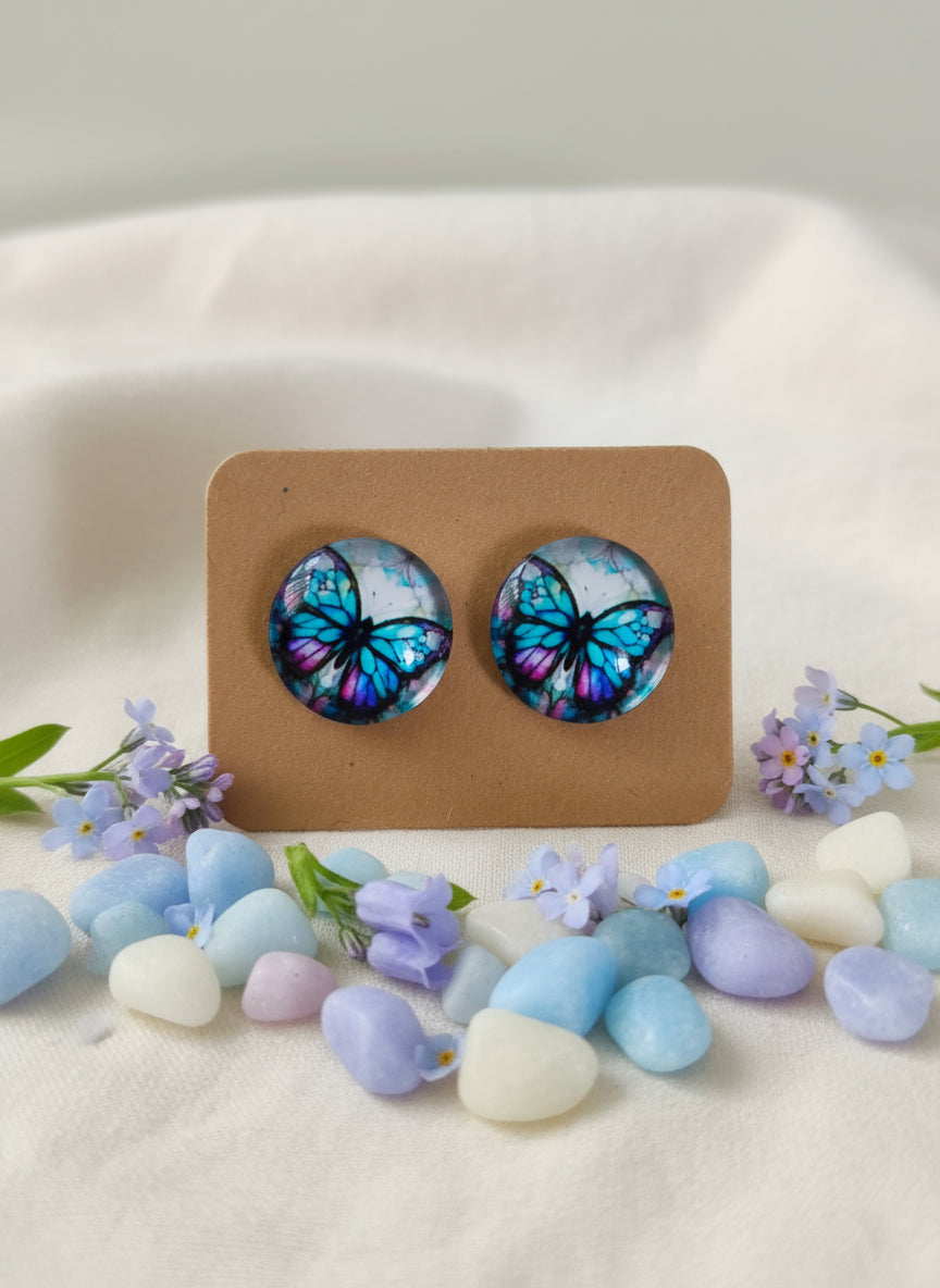 Cabochon Earring with Butterfly