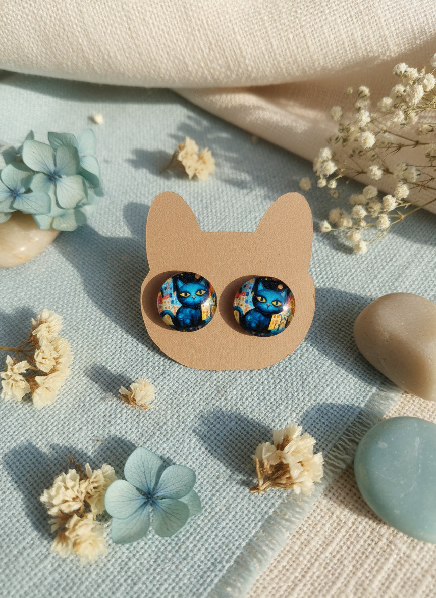 Cabochon Earring with Cat