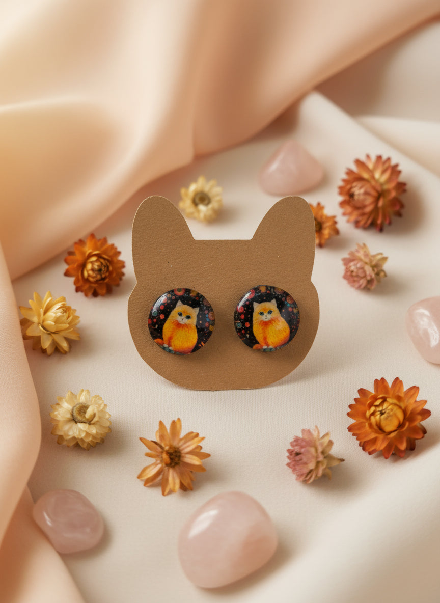 Cabochon Earring with Cat
