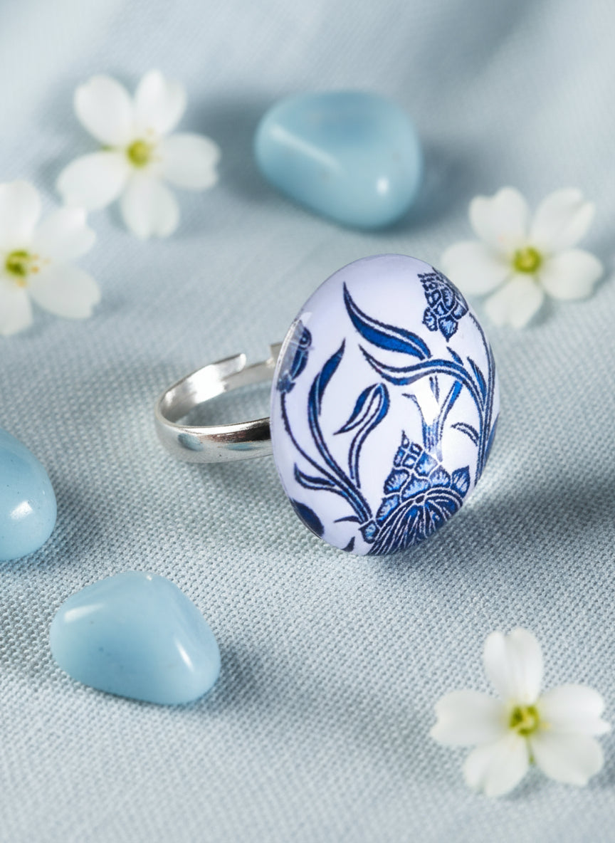 Cabochon Ring