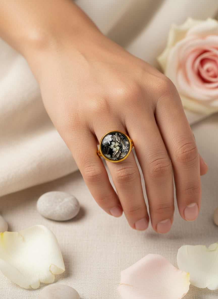 Cabochon Ring