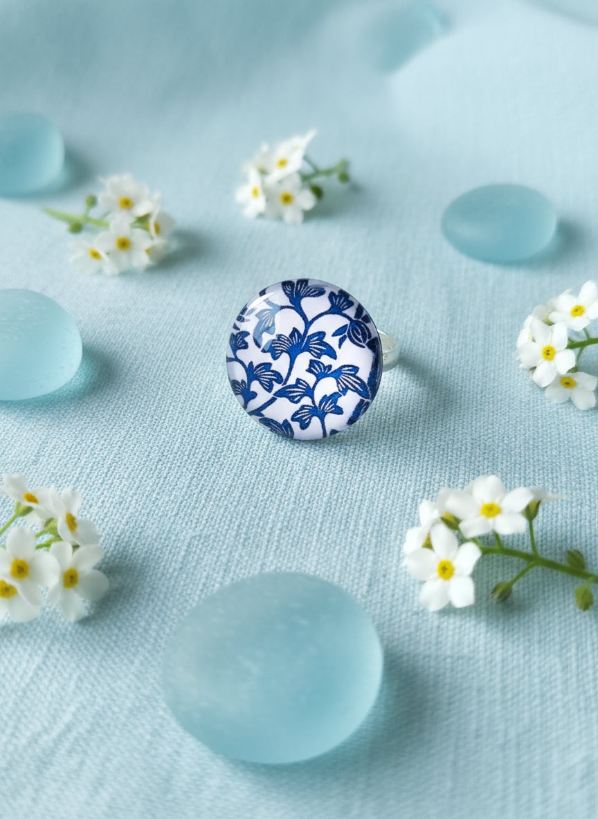 Cabochon Ring