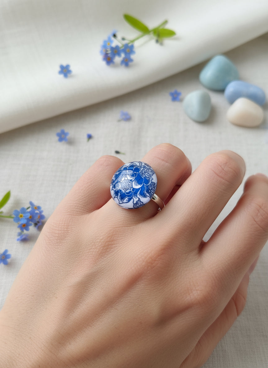 Cabochon Ring