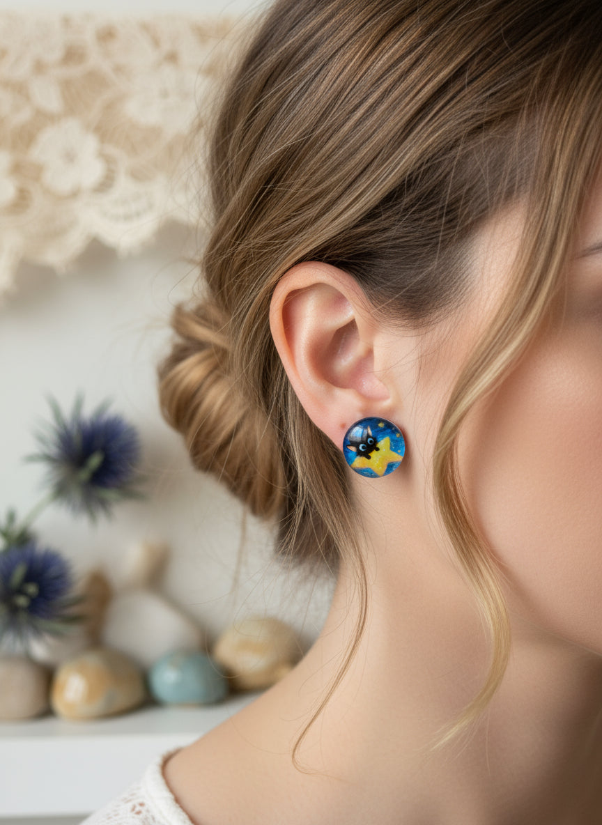 Cabochon Earring with Cat