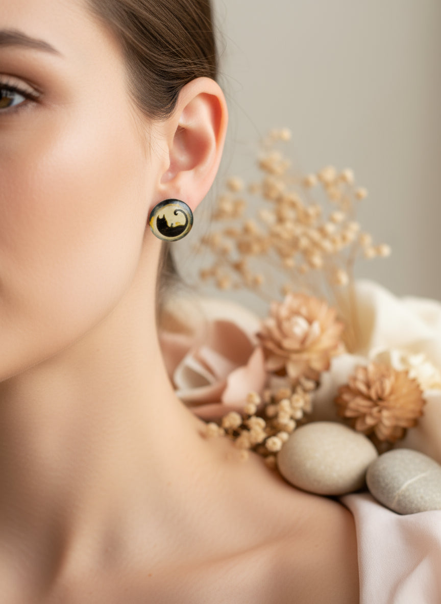 Cabochon Earring with Cat