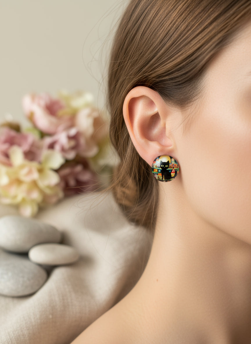 Cabochon Earring with Cat
