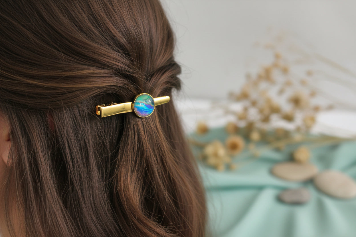 Cabochon Hairclip Blue Waves