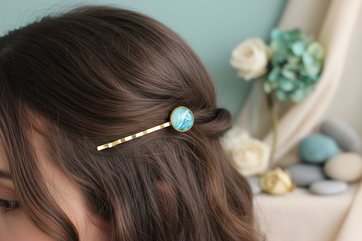 Cabochon Hairclip Blue Waves