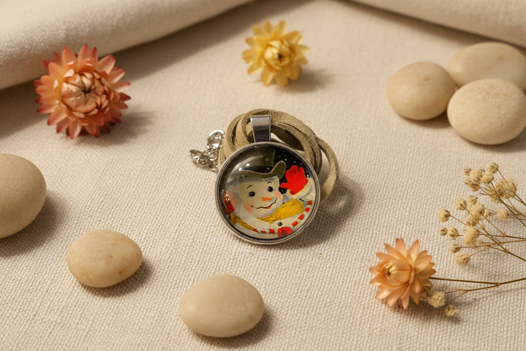 Cabochon Necklace with Snowman