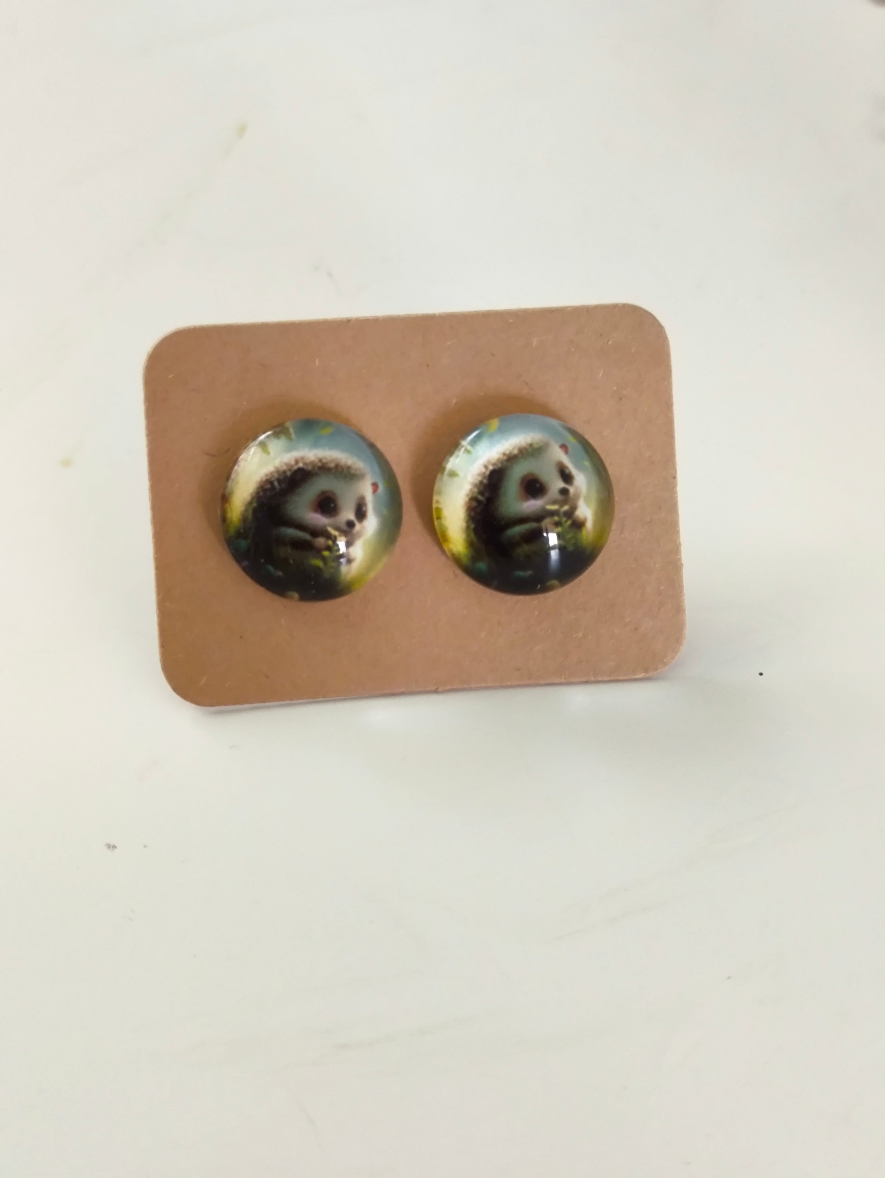 Cabochon Earring with Hedgehog