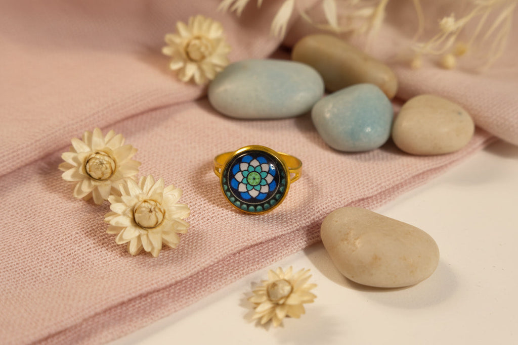 Cabochon Ring Blue Mandala