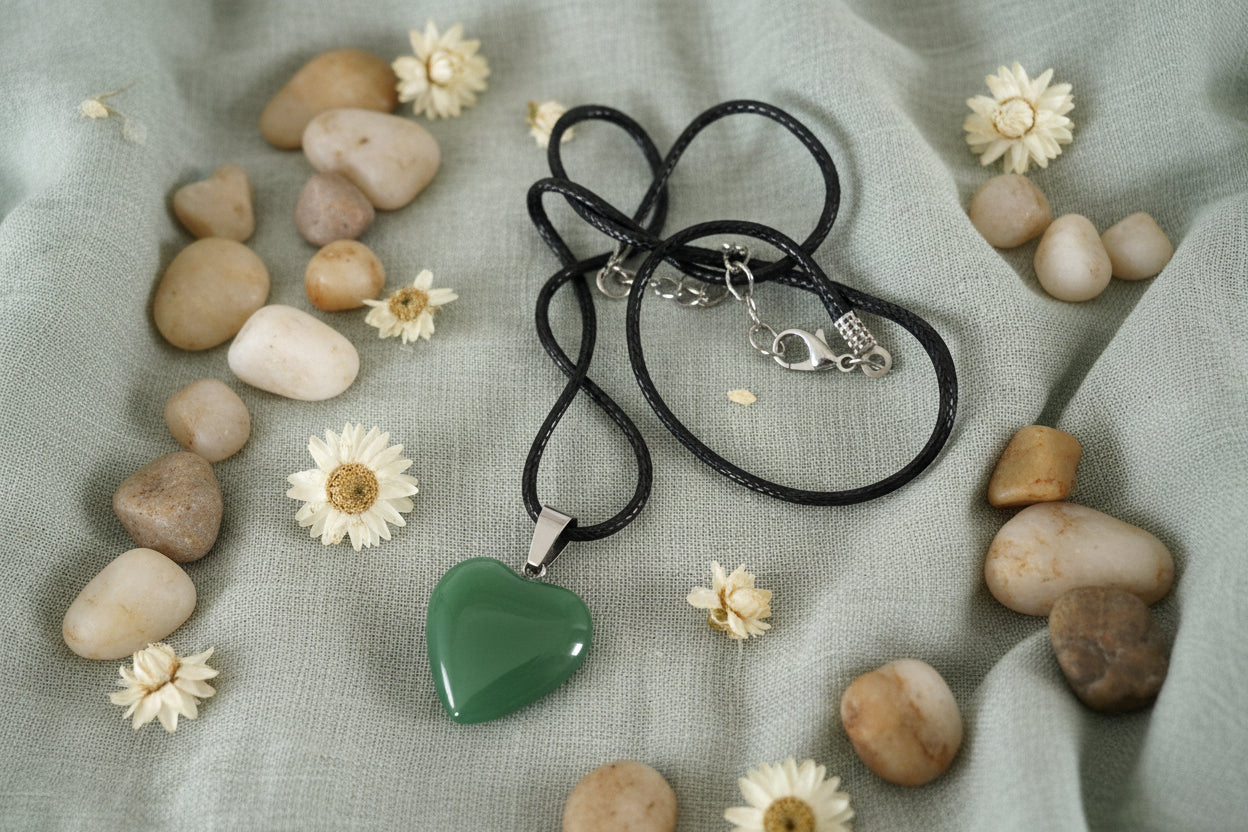 Plastic Necklace Heart Green