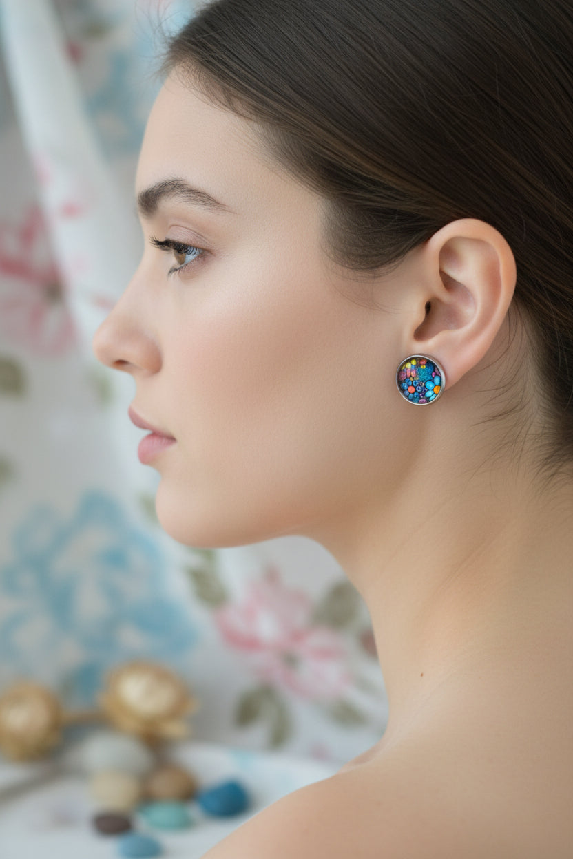 Cabochon Earring with Flowers