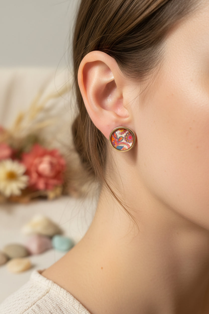 Cabochon Earring with Pink Flowers