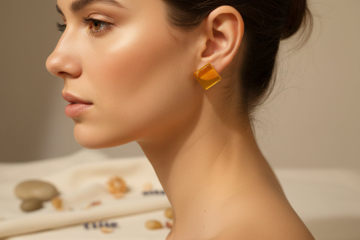 Cabochon Earring Square Orange