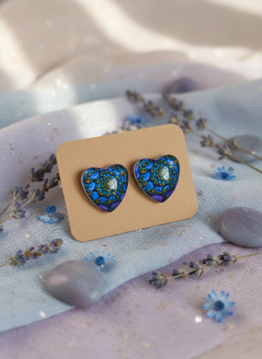 Cabochon Earring with Heart