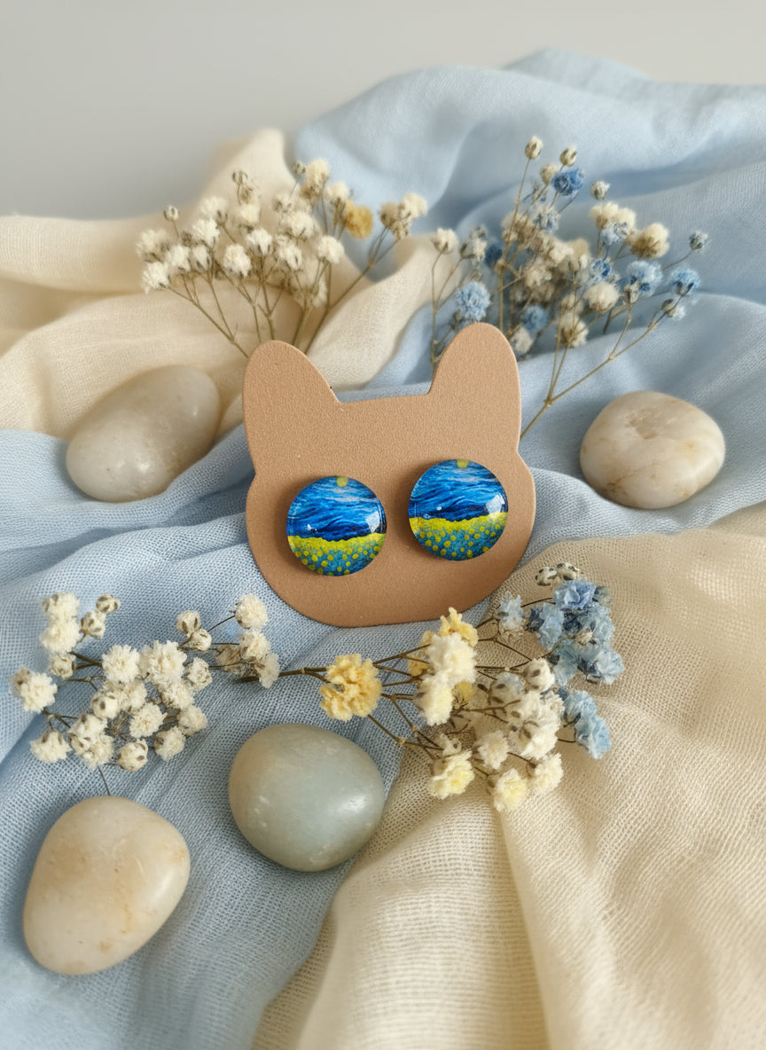 Cabochon Earring with Landscape and Town