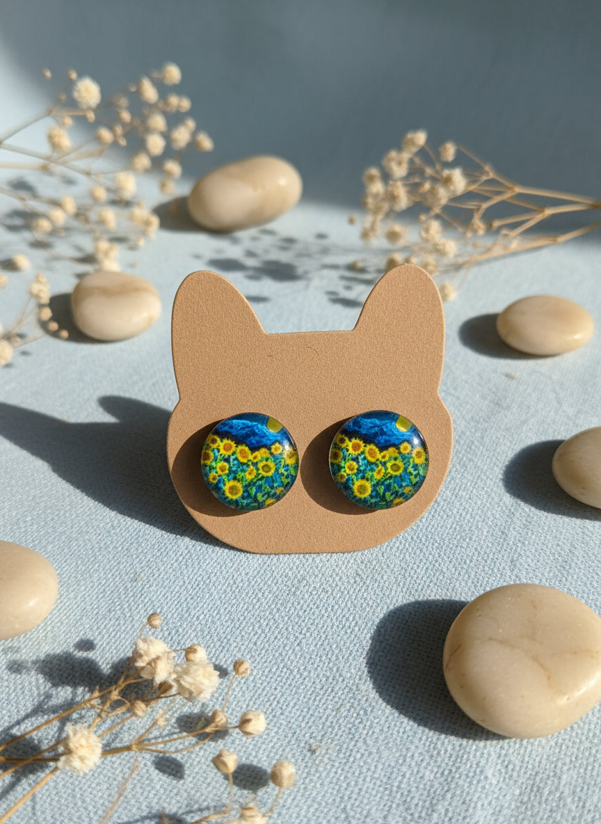 Cabochon Earring with Landscape and Town