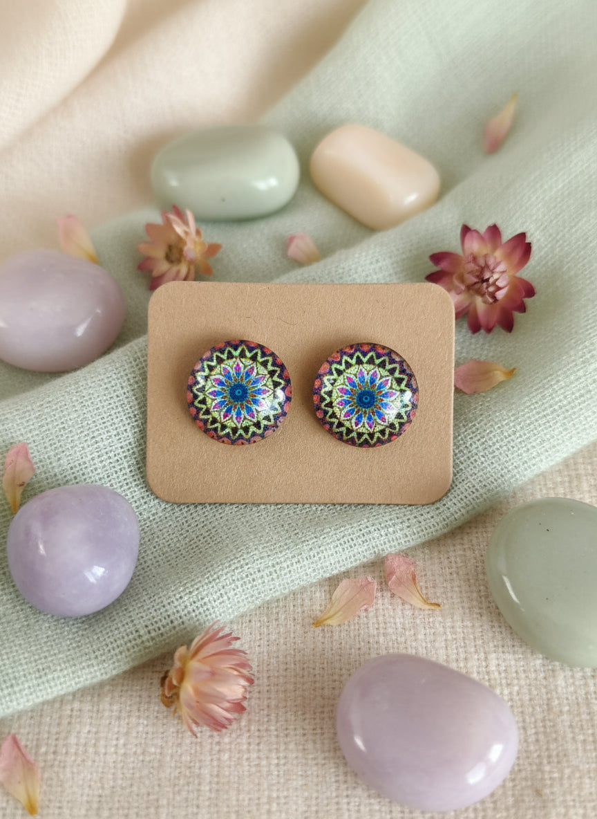 Cabochon Earring with Mandala