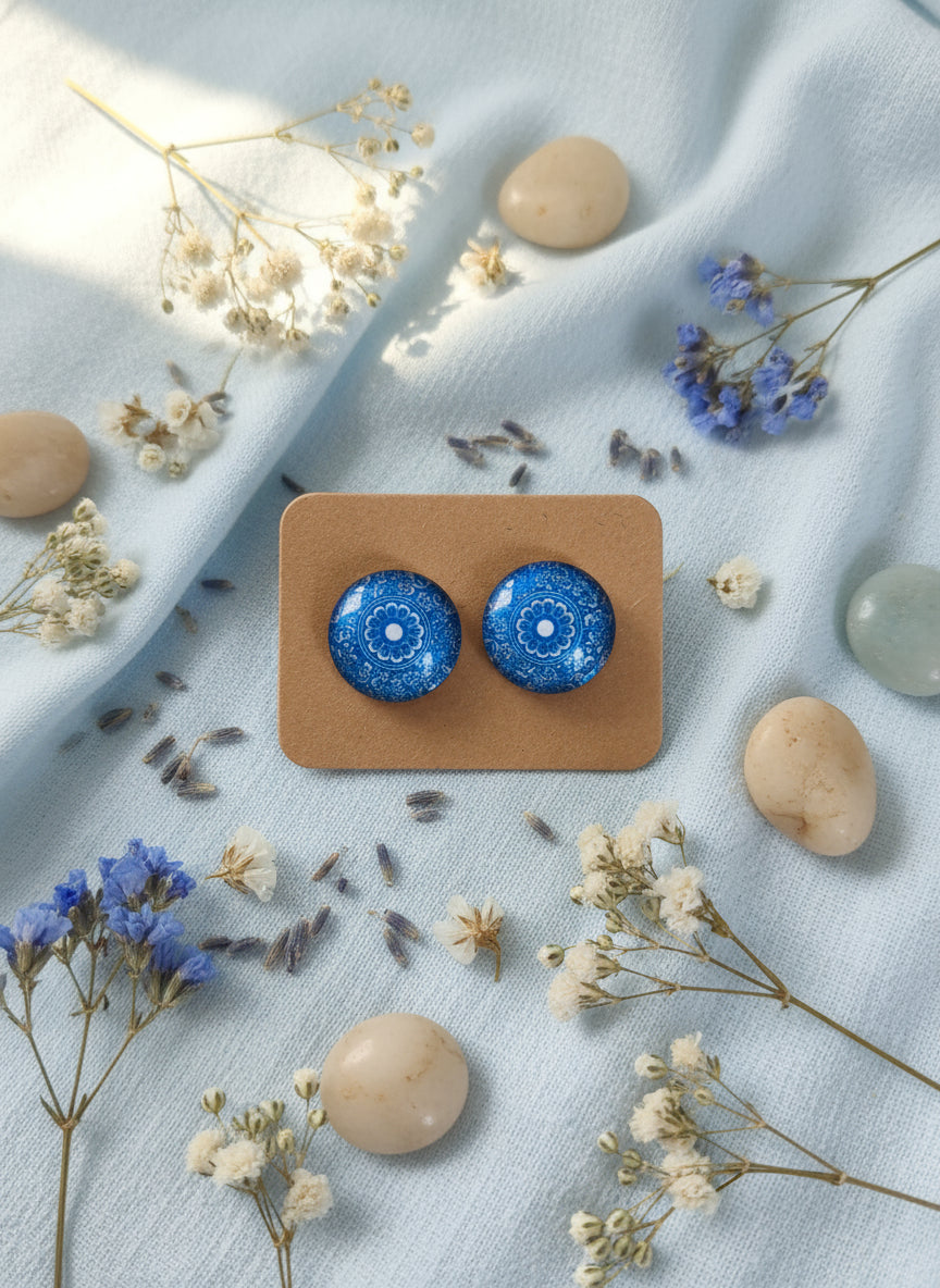Cabochon Earring with Mandala
