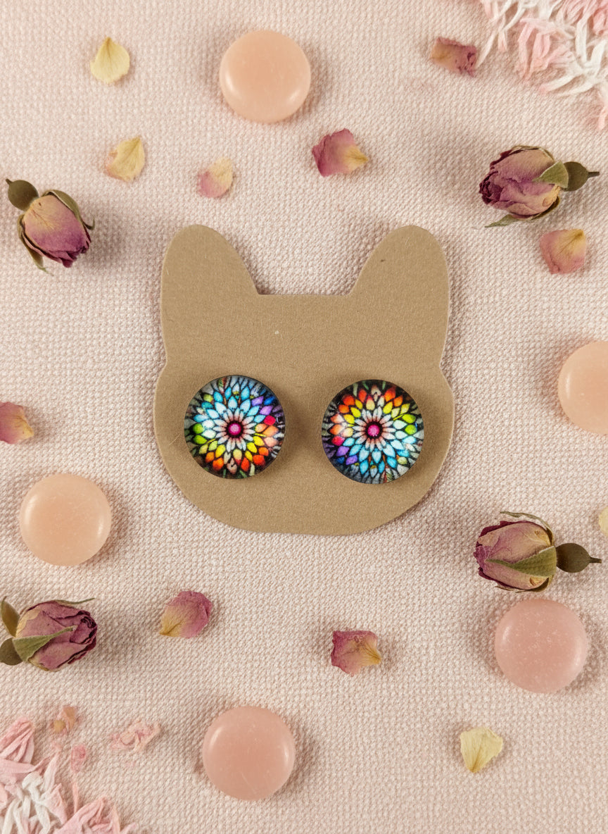 Cabochon Earring with Mandala