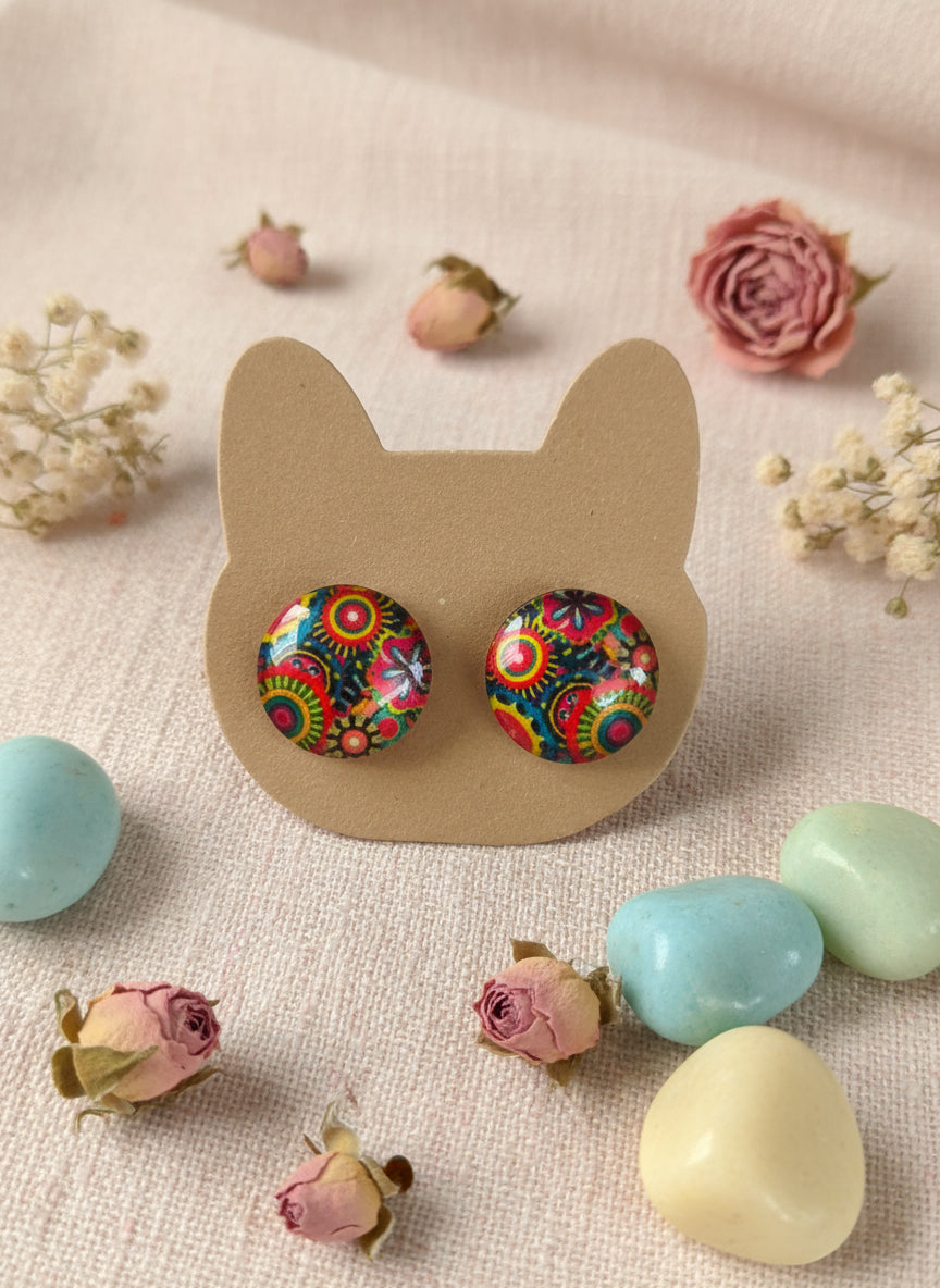Cabochon Earring with Mandala
