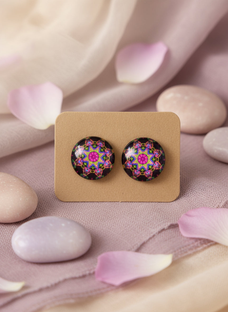 Cabochon Earring with Mandala