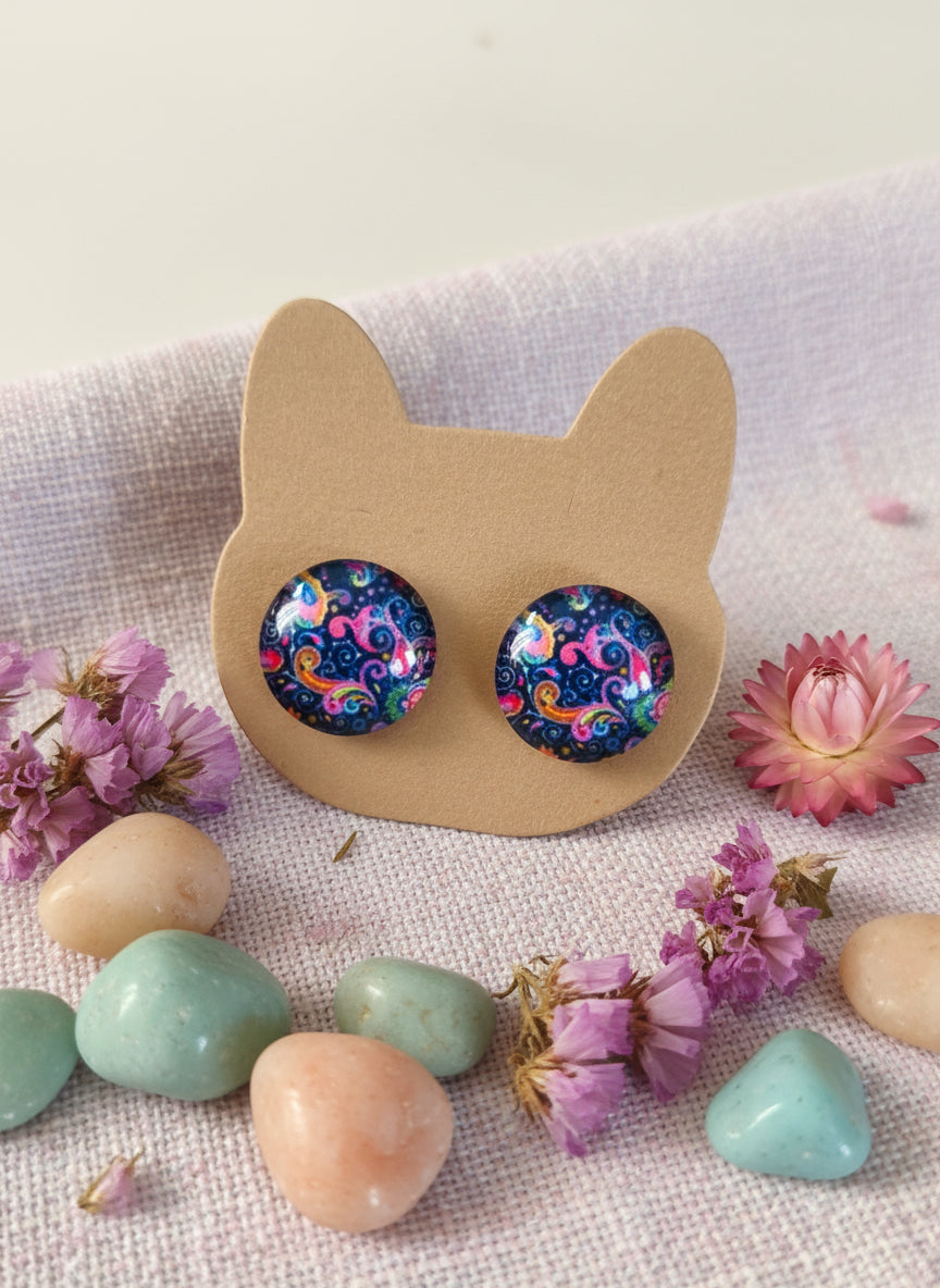 Cabochon Earring with Mandala