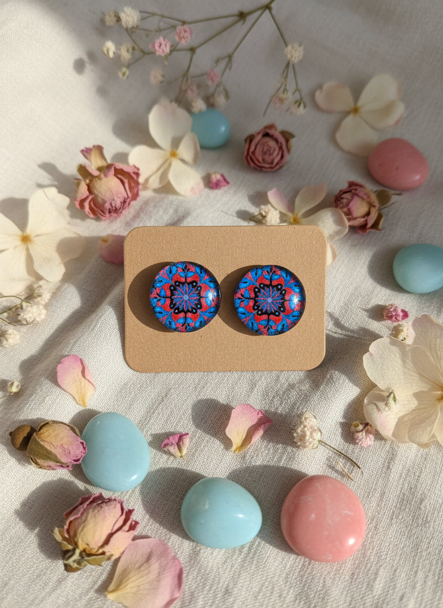 Cabochon Earring with Mandala