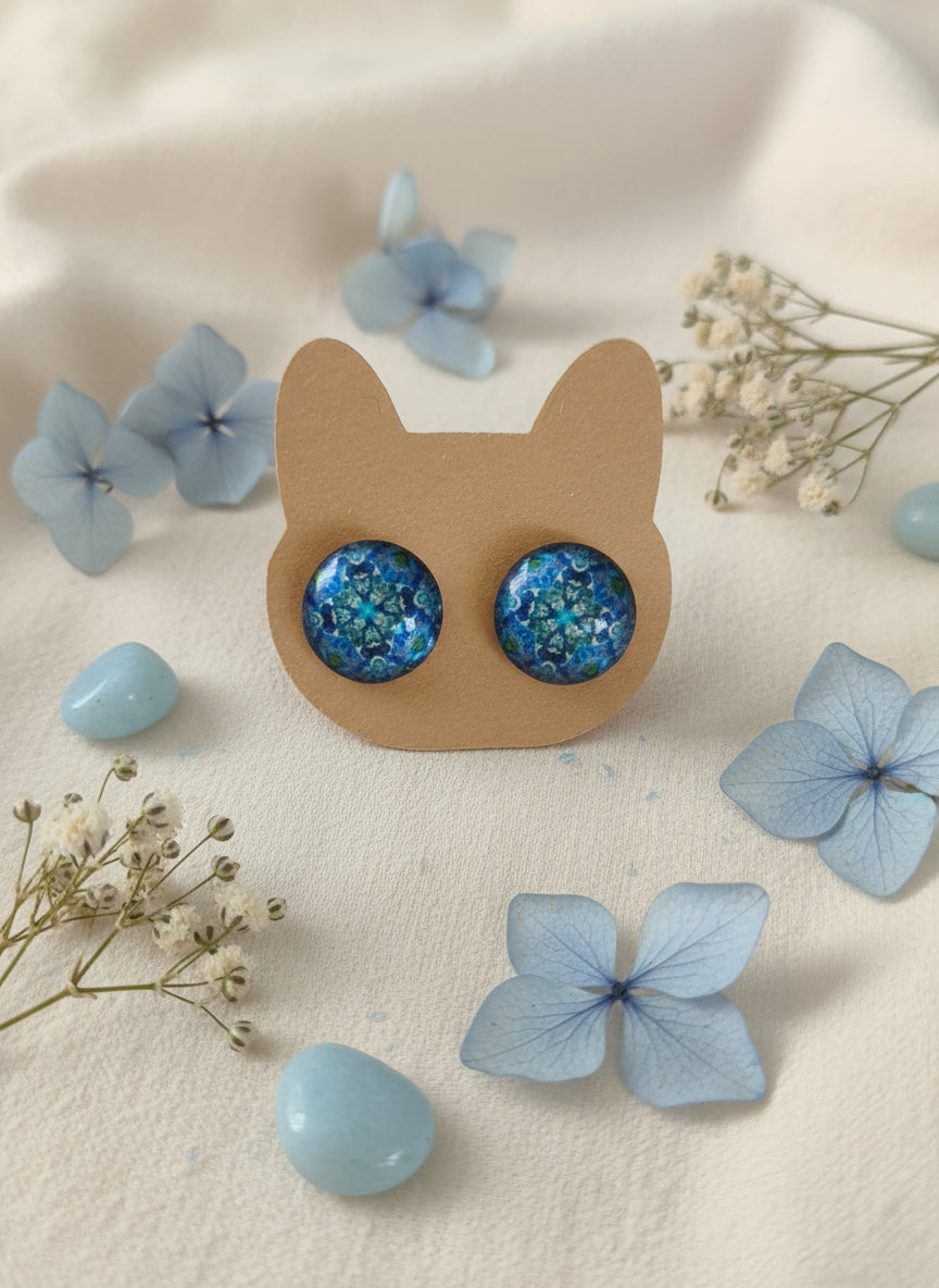 Cabochon Earring with Mandala