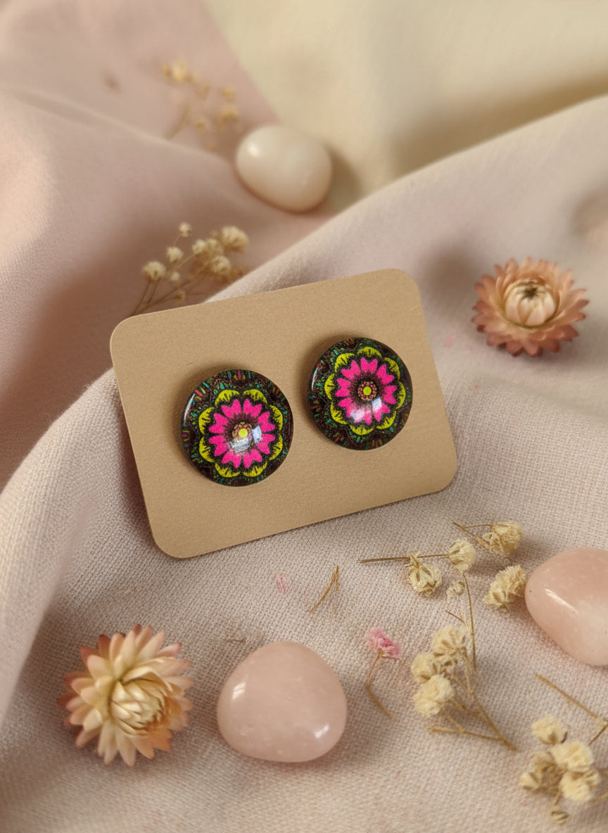 Cabochon Earring with Mandala