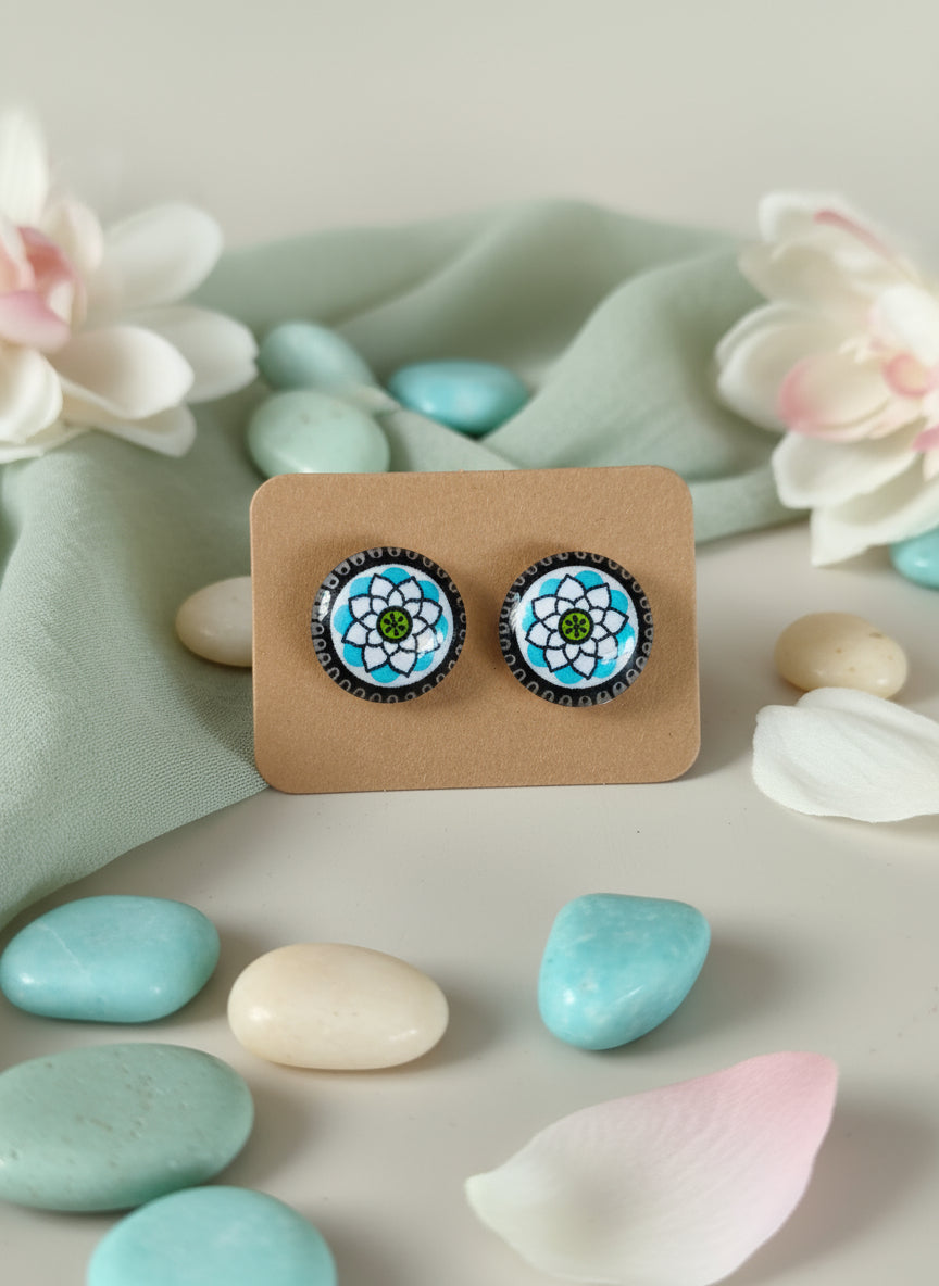 Cabochon Earring with Mandala