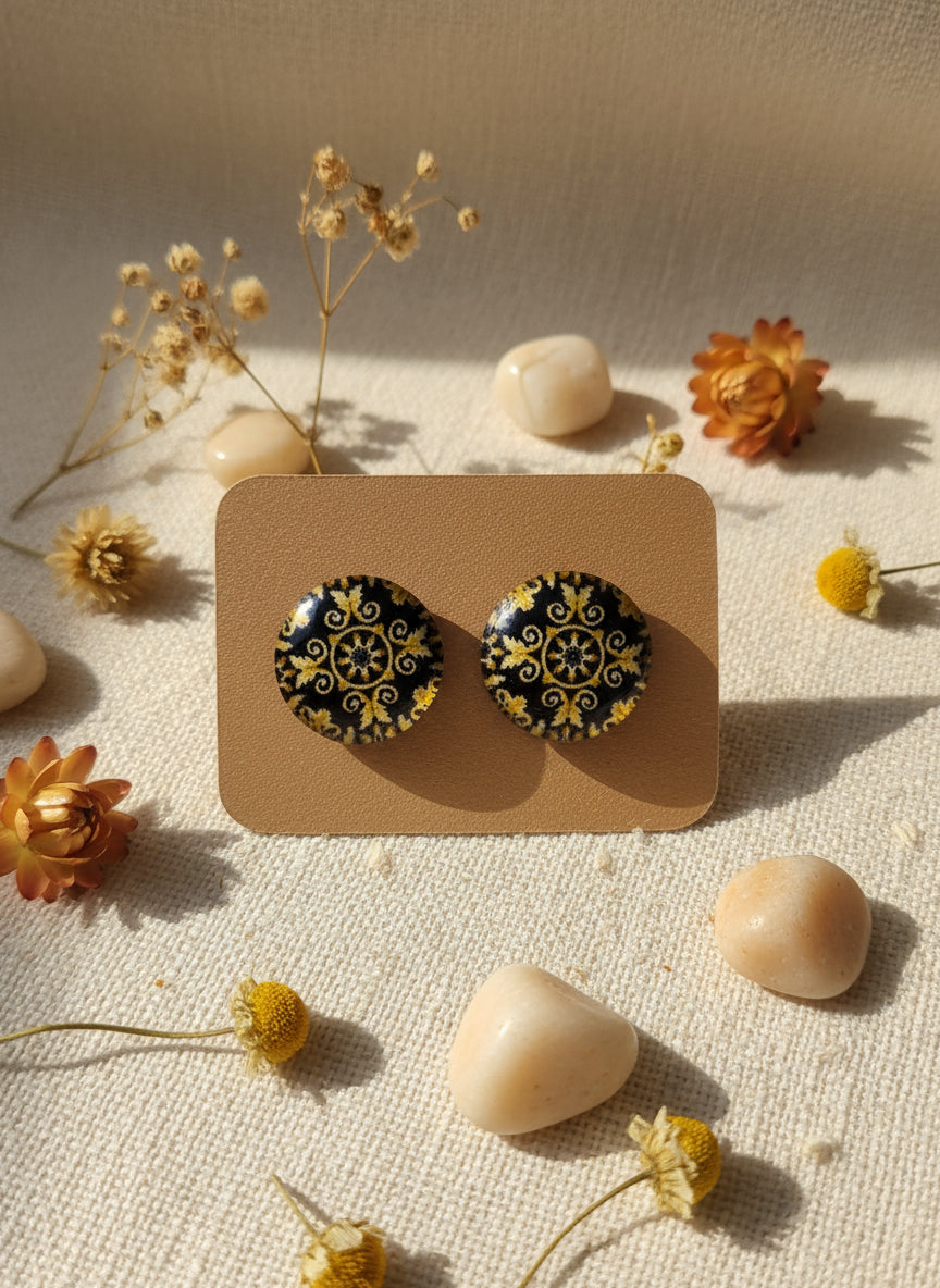 Cabochon Earring with Mandala