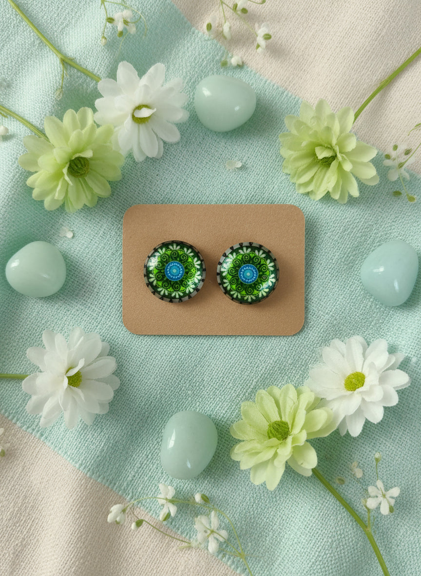 Cabochon Earring with Mandala