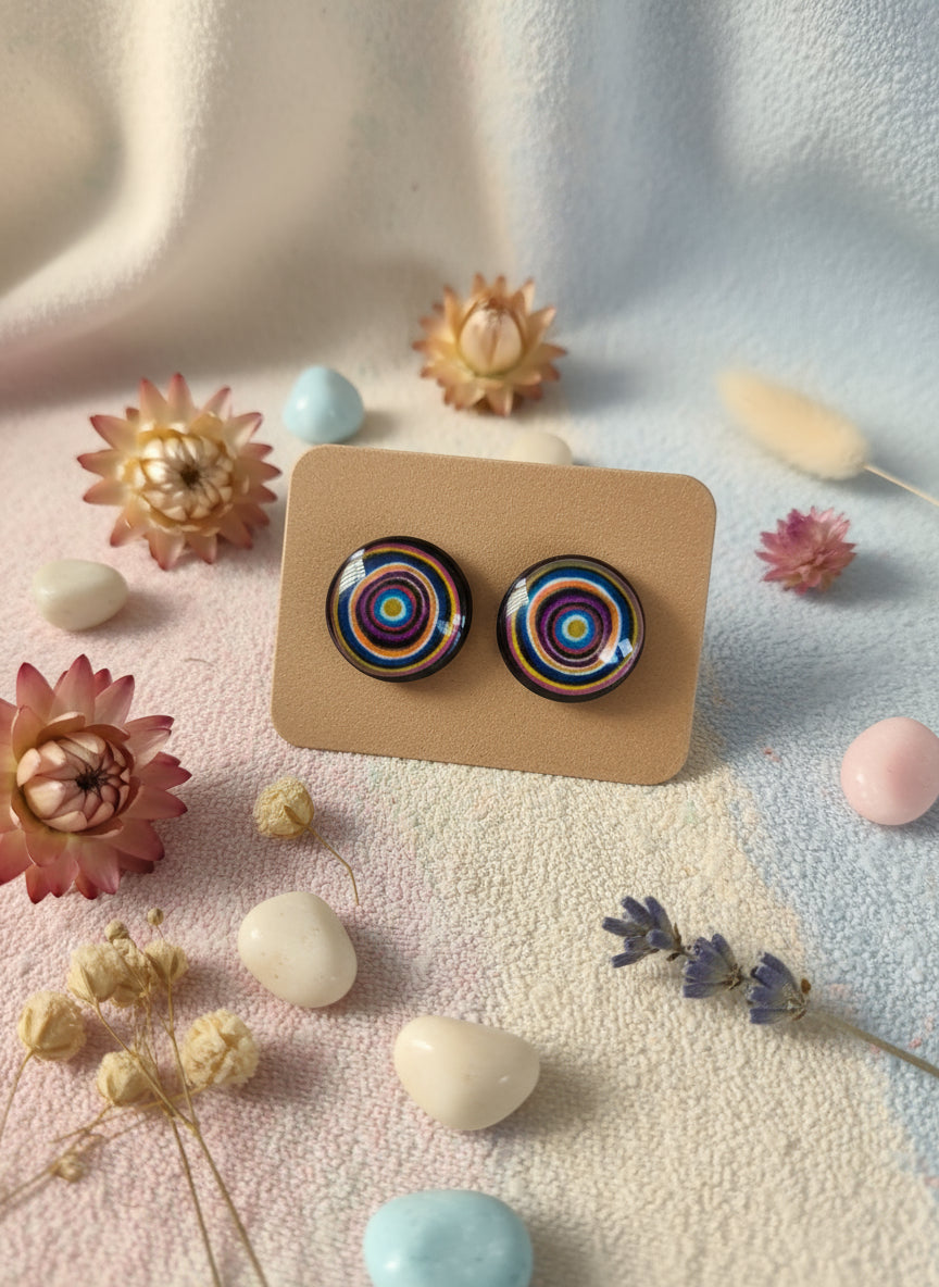 Cabochon Earring with Mandala