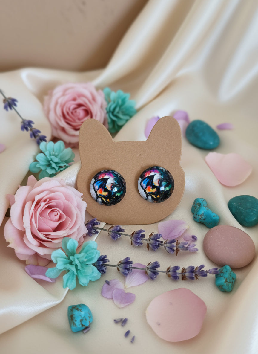 Cabochon Mystical Earring with Dragon