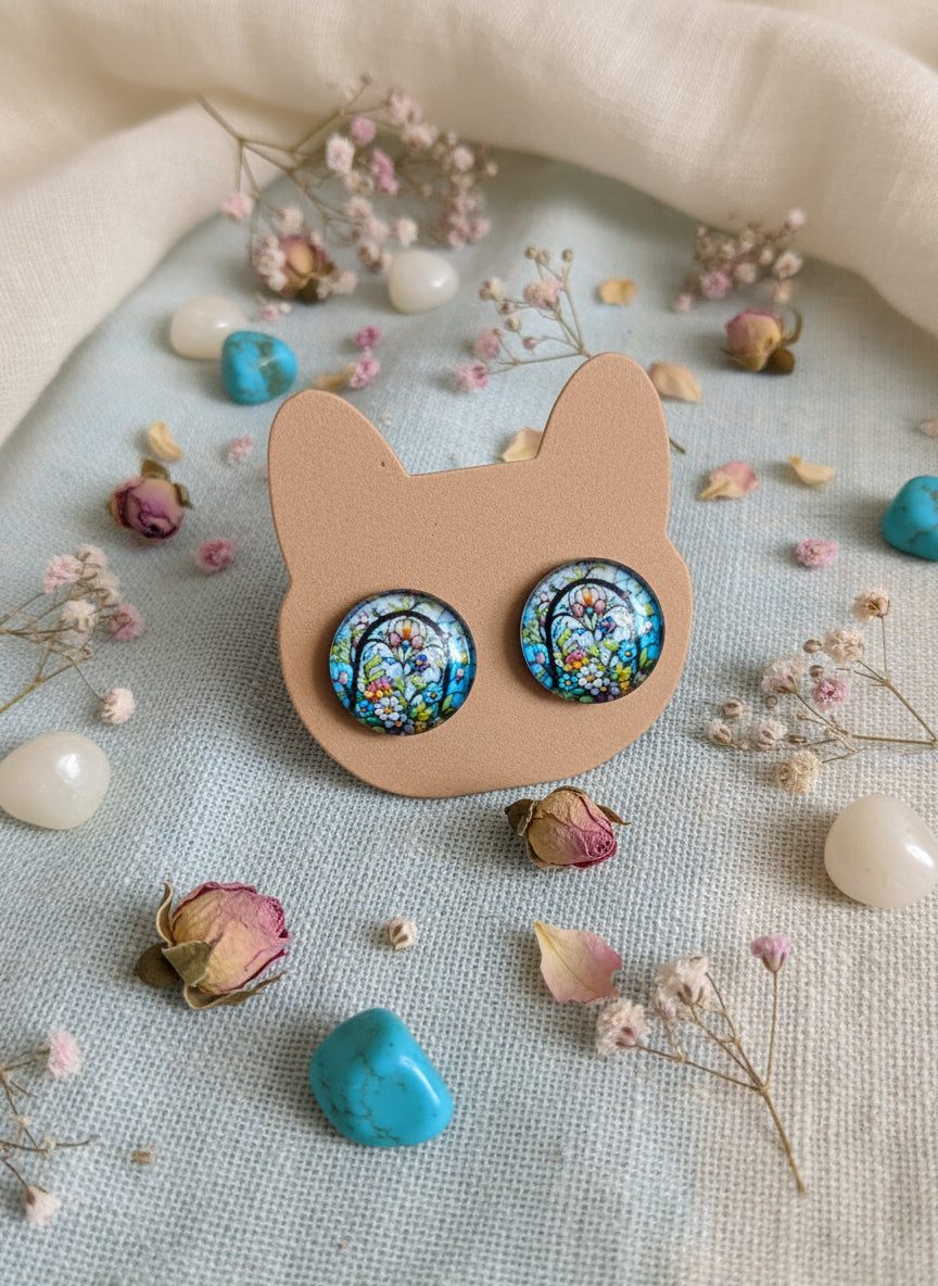 Cabochon Earring with Fairy