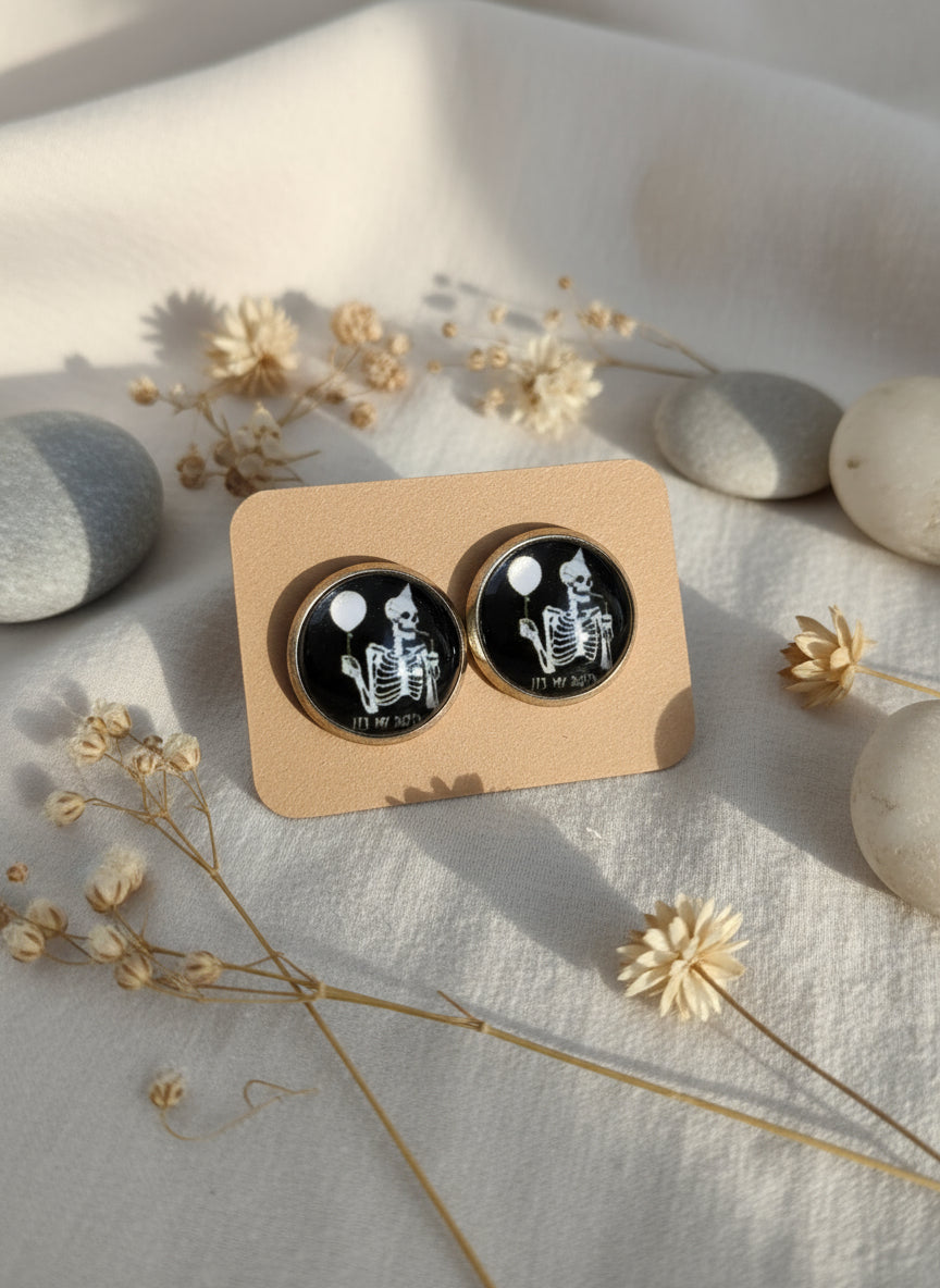 Cabochon Mystical Earring with Skull