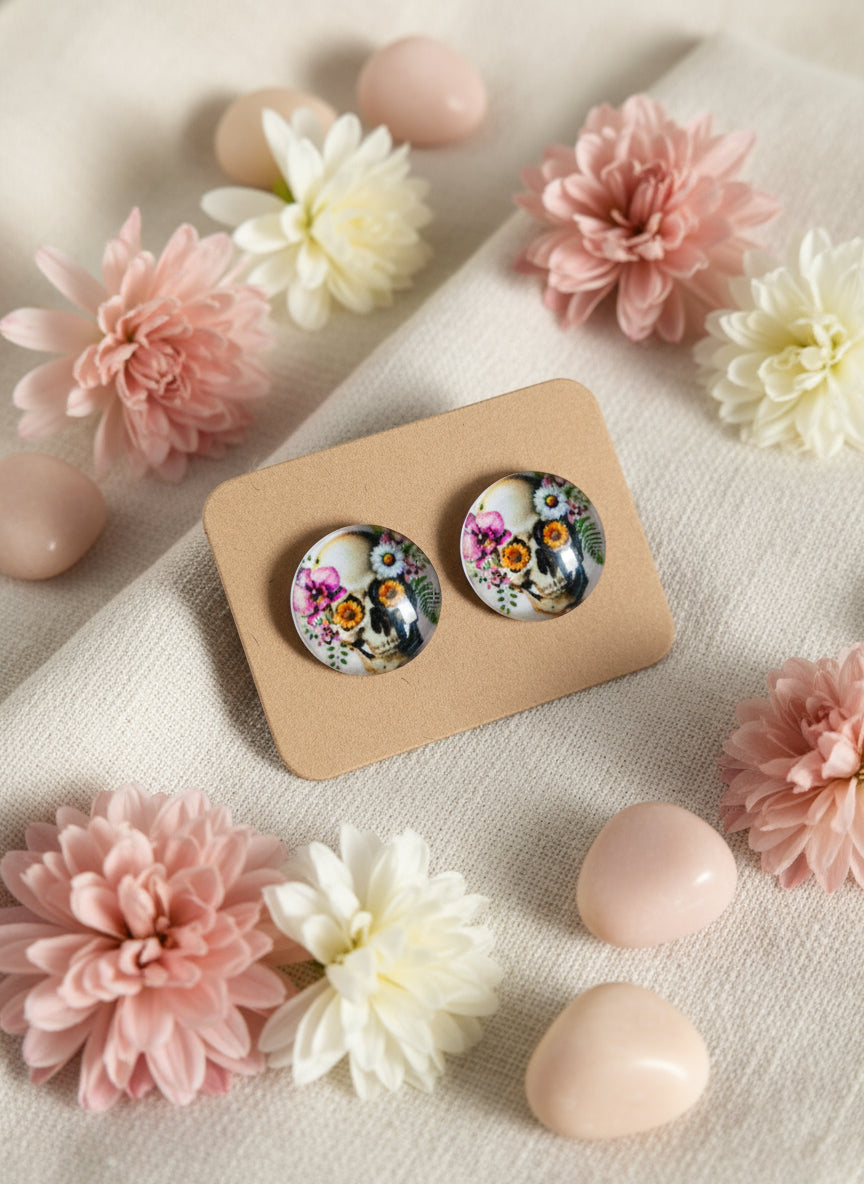 Cabochon Mystical Earring with Skull