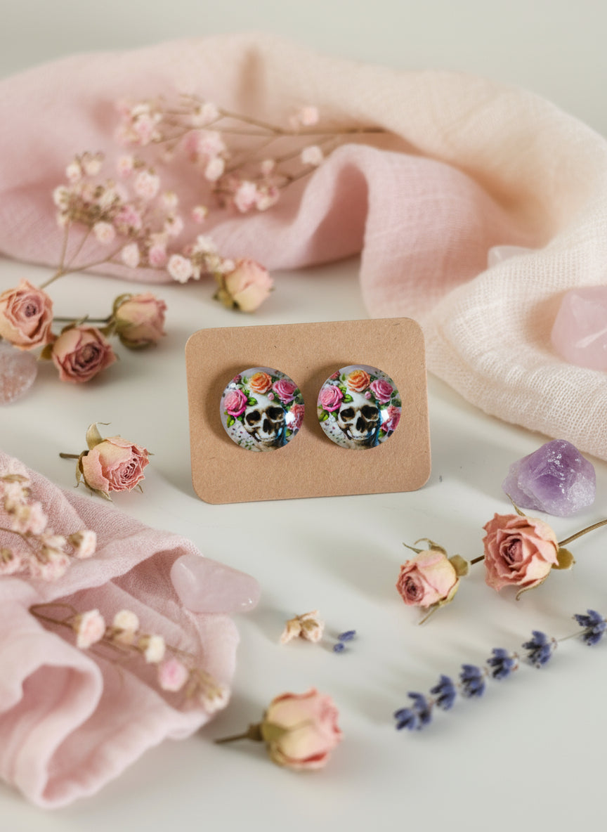 Cabochon Mystical Earring with Skull