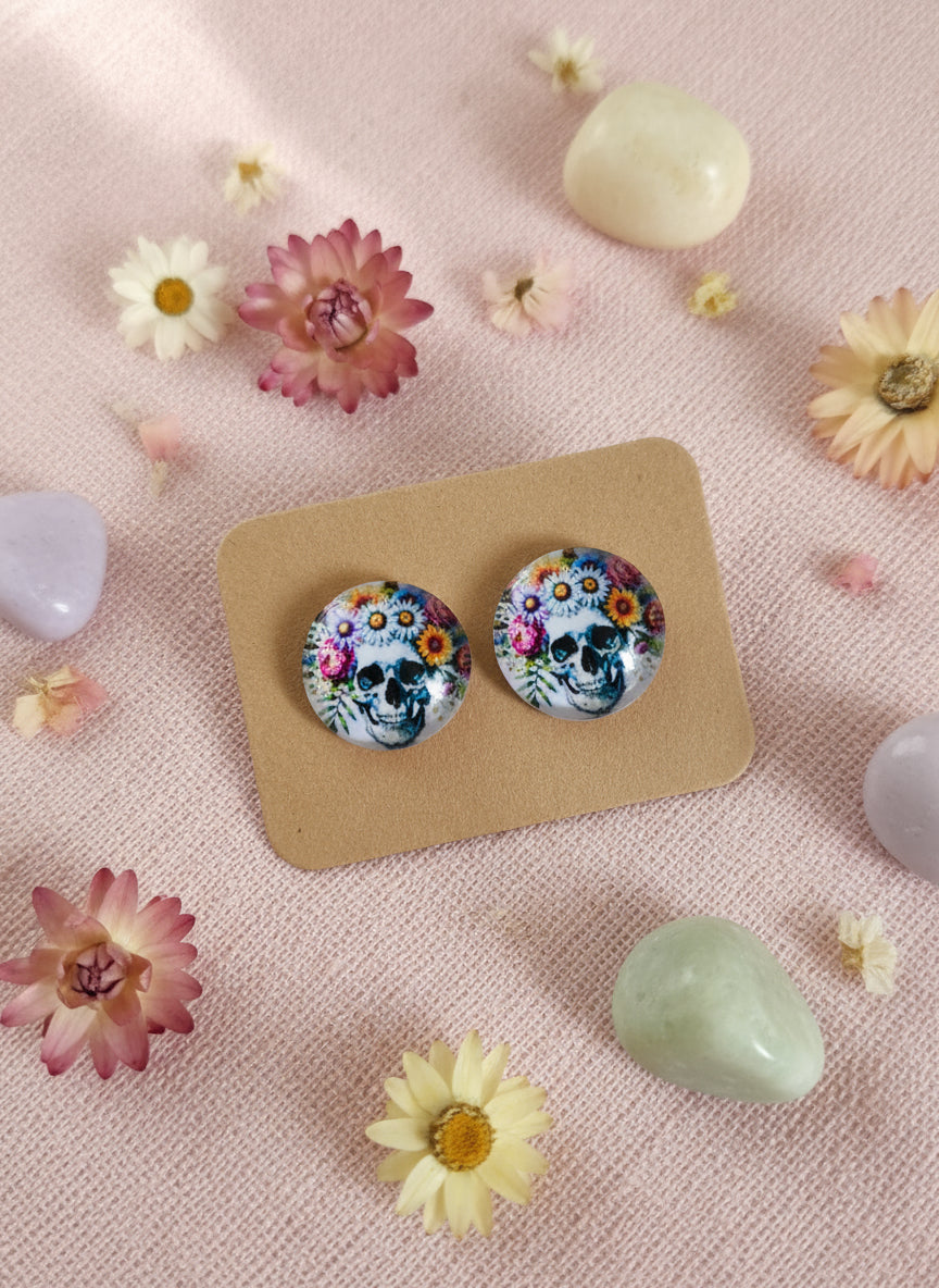 Cabochon Mystical Earring with Skull