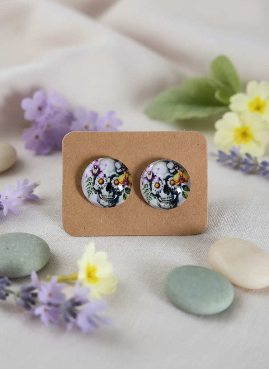 Cabochon Mystical Earring with Skull