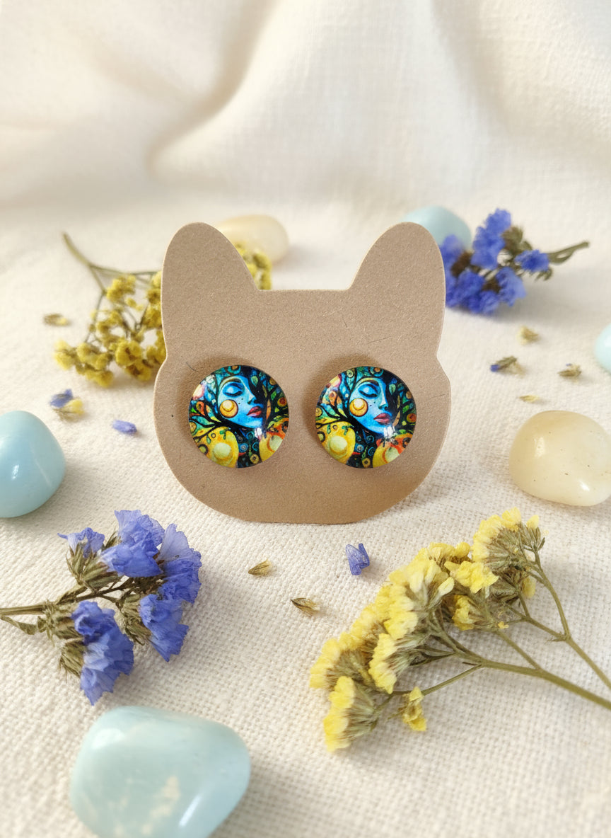 Cabochon Mystical Witchy Earring