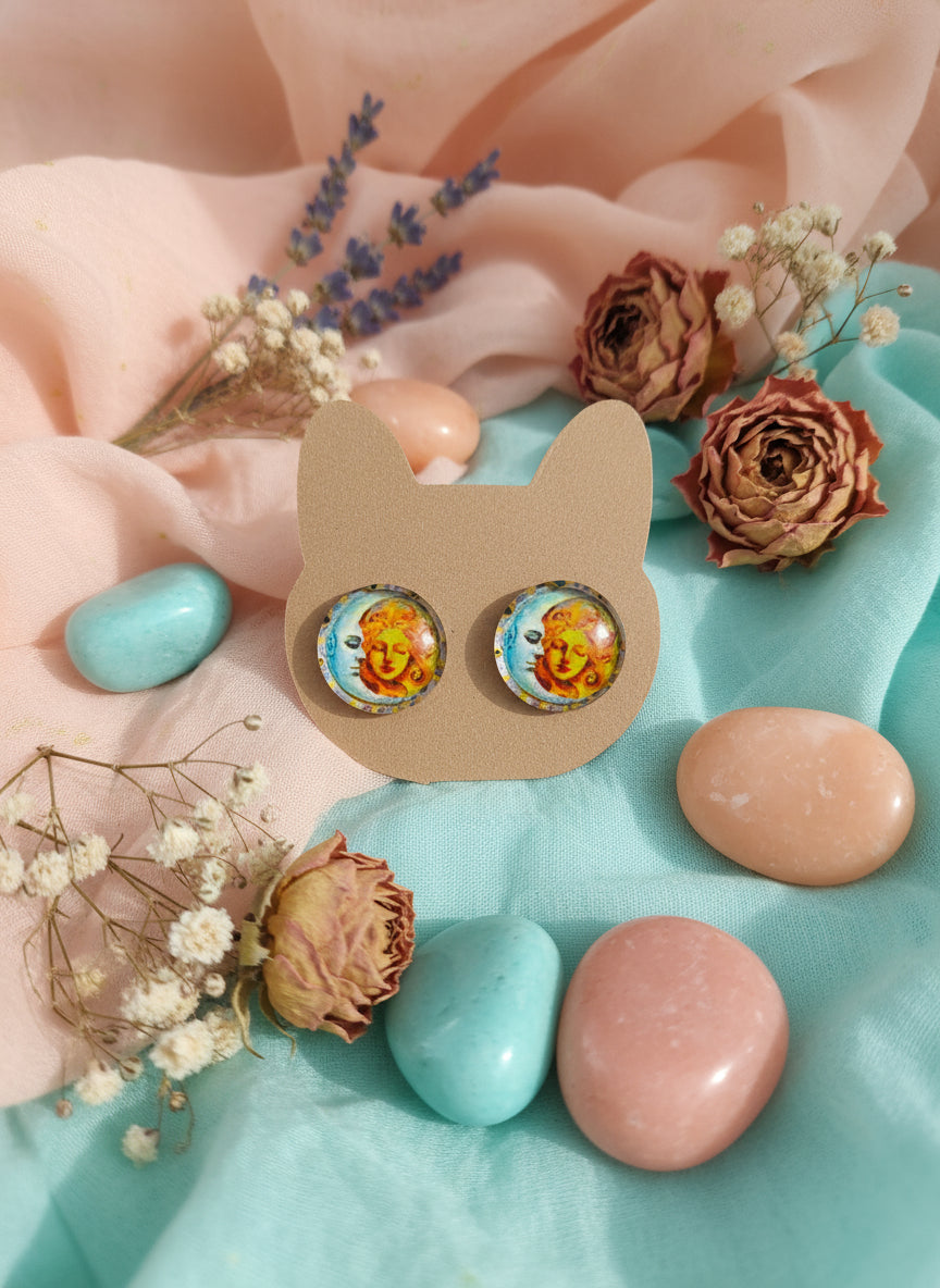 Cabochon Mystical Witchy Earring