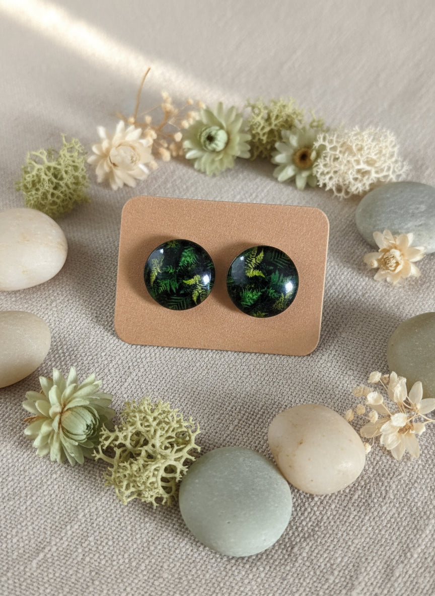 Cabochon Nature’s Whisper Earring