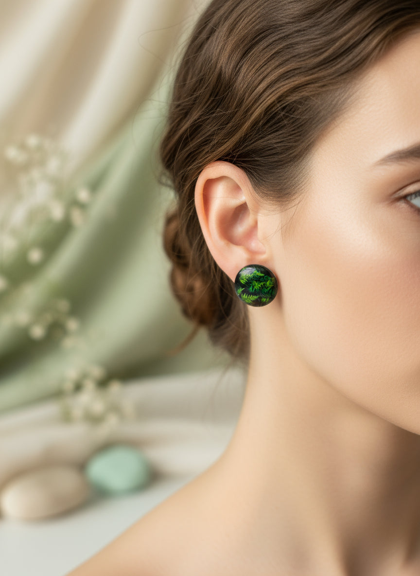 Cabochon Nature’s Whisper Earring